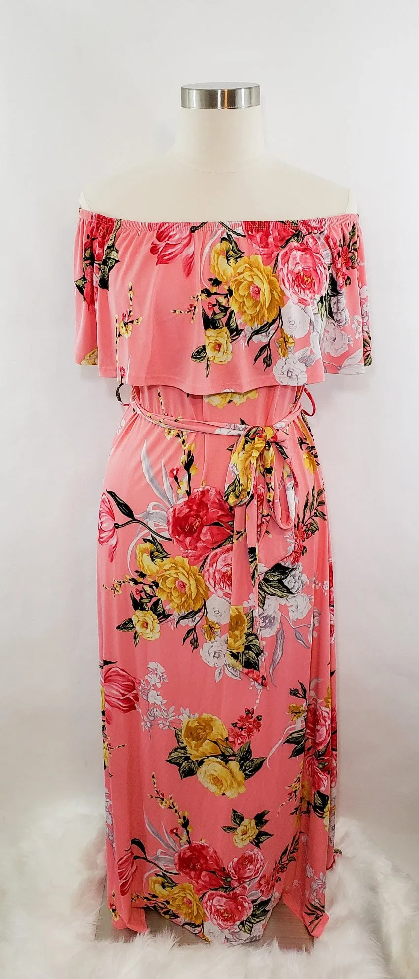 Plus Size Floral Maxi Dress with Belt