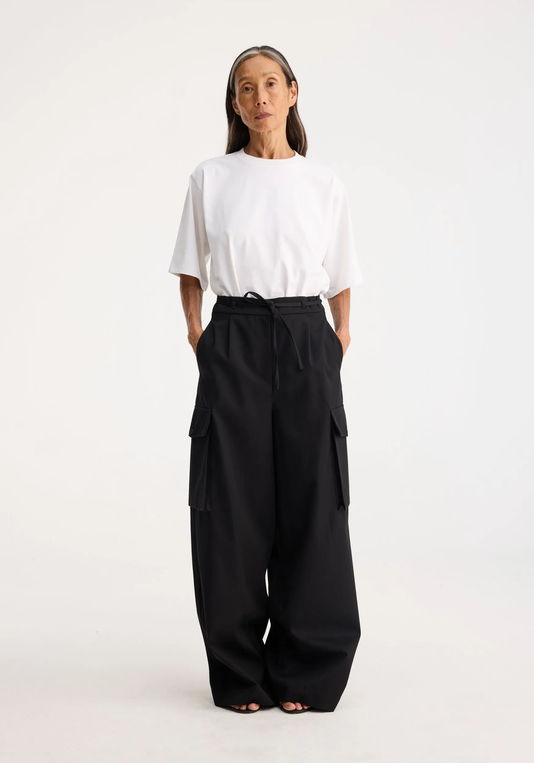 Tailored cargo trousers | black