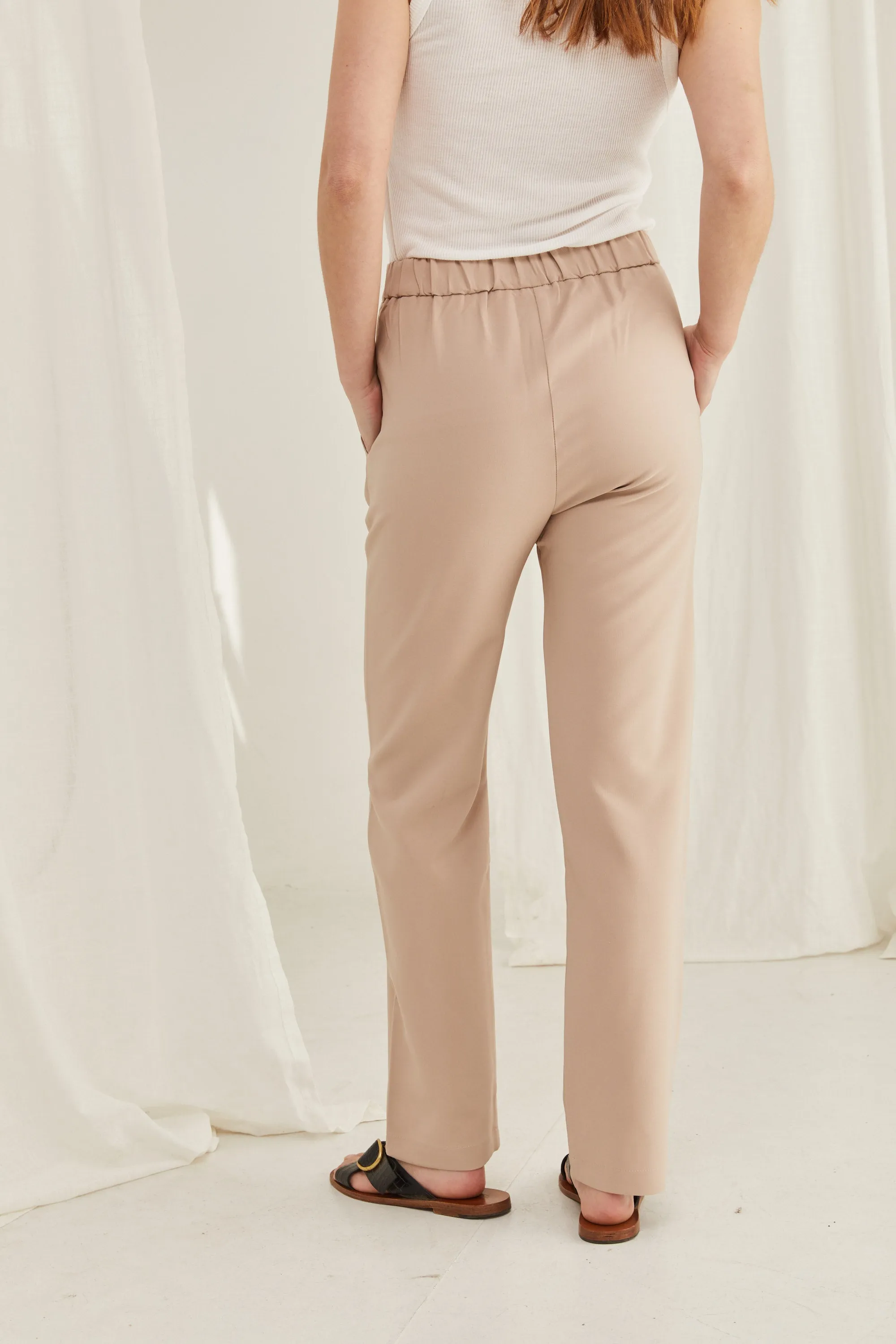 THE PERFECT TAILORED PANTS