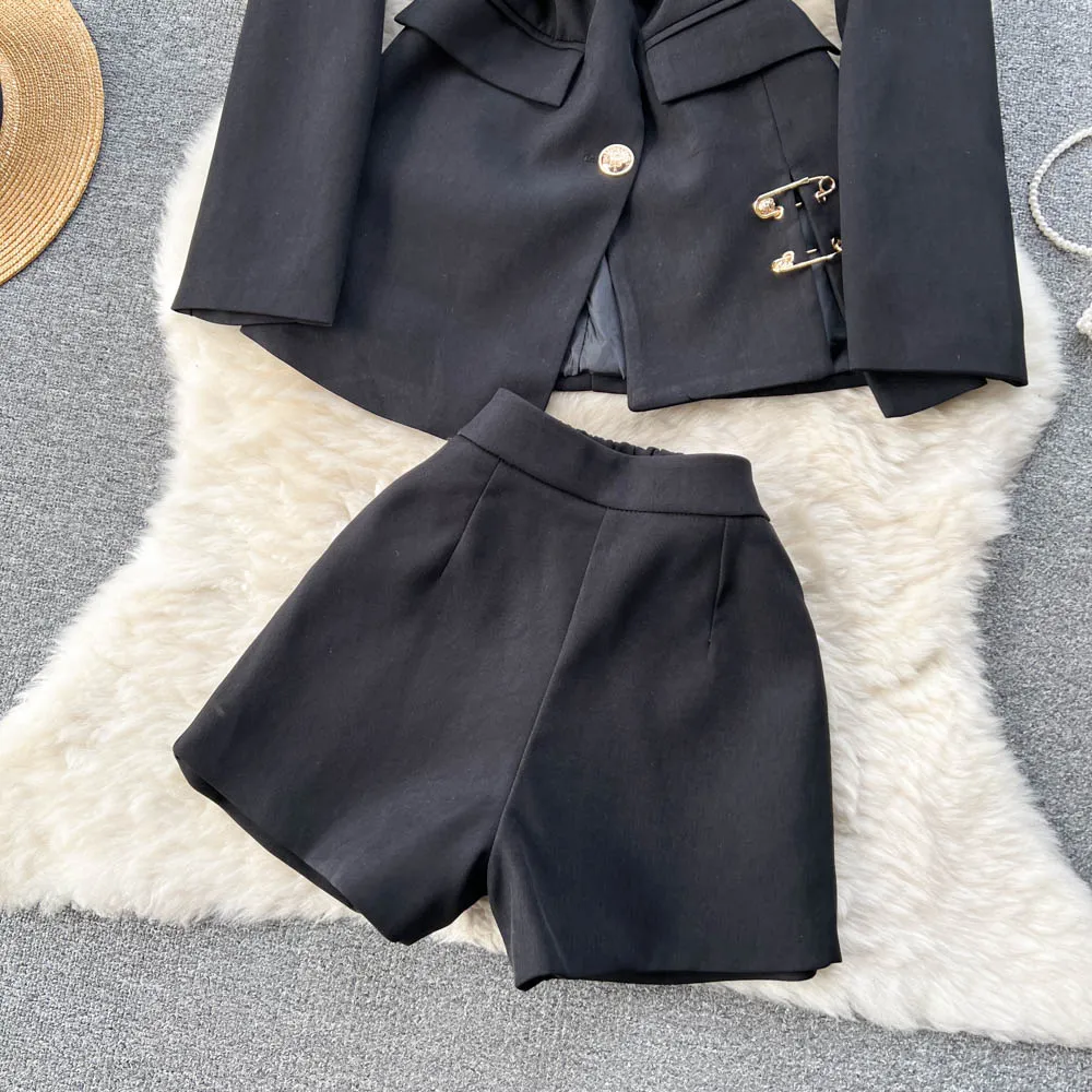 Vintage Black Blazer&Wide-legged Shorts 2Pcs