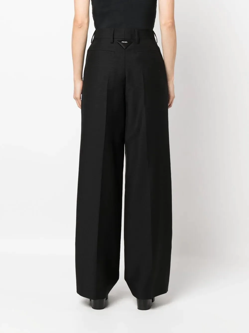 Wide-leg tailored trousers